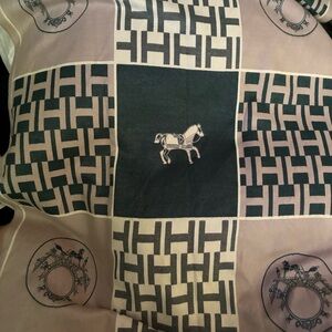 Cashmere/Wool Wrap W/Equestrian Design